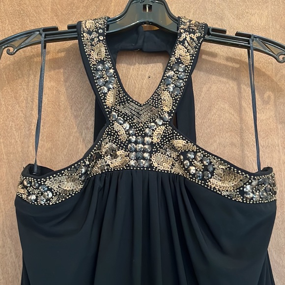 CACHE BLACK SEQUIN BEADED HALTER TOP - Picture 6 of 11